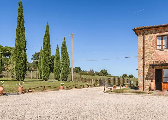Il Podere - Rustic Charm In Tuscany